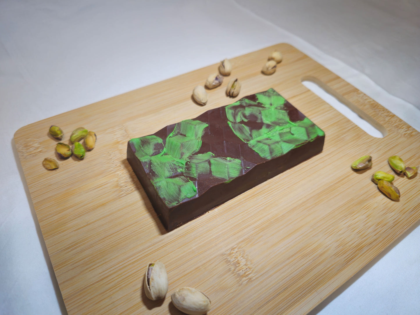 Pistachio Kunafa Chocolate Bar | KOKO Rush