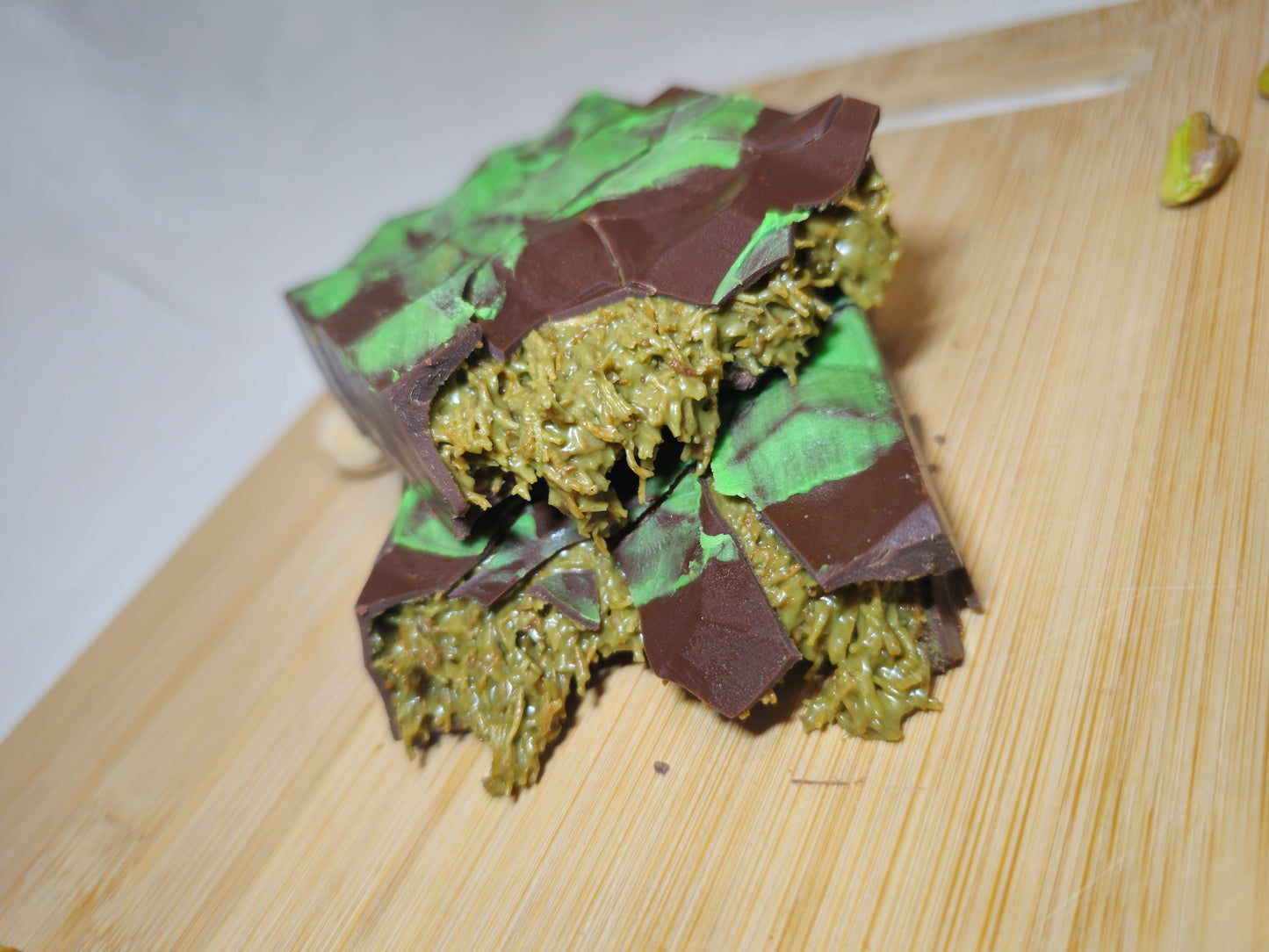 Pistachio Kunafa Chocolate Bar | KOKO Rush