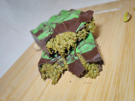 Pistachio Kunafa Chocolate Bar | KOKO Rush